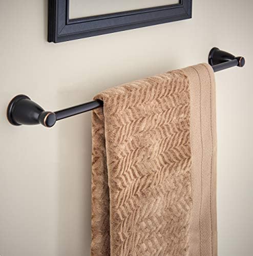 Franklin Brass Kinla Wall-Mounted Towel Rail